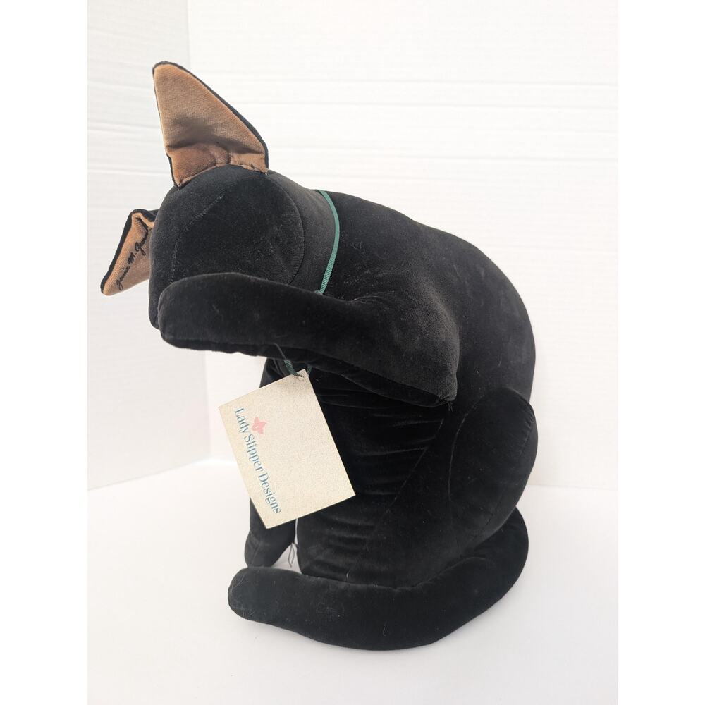 Vintage 1979 Jamie M. Greenebaum Black Velveteen Cat Lady Slipper Designs